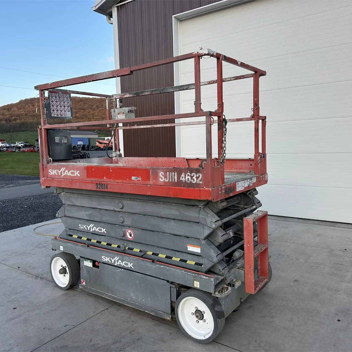 Ab5d3aa70dee84f009402807912a480a4J