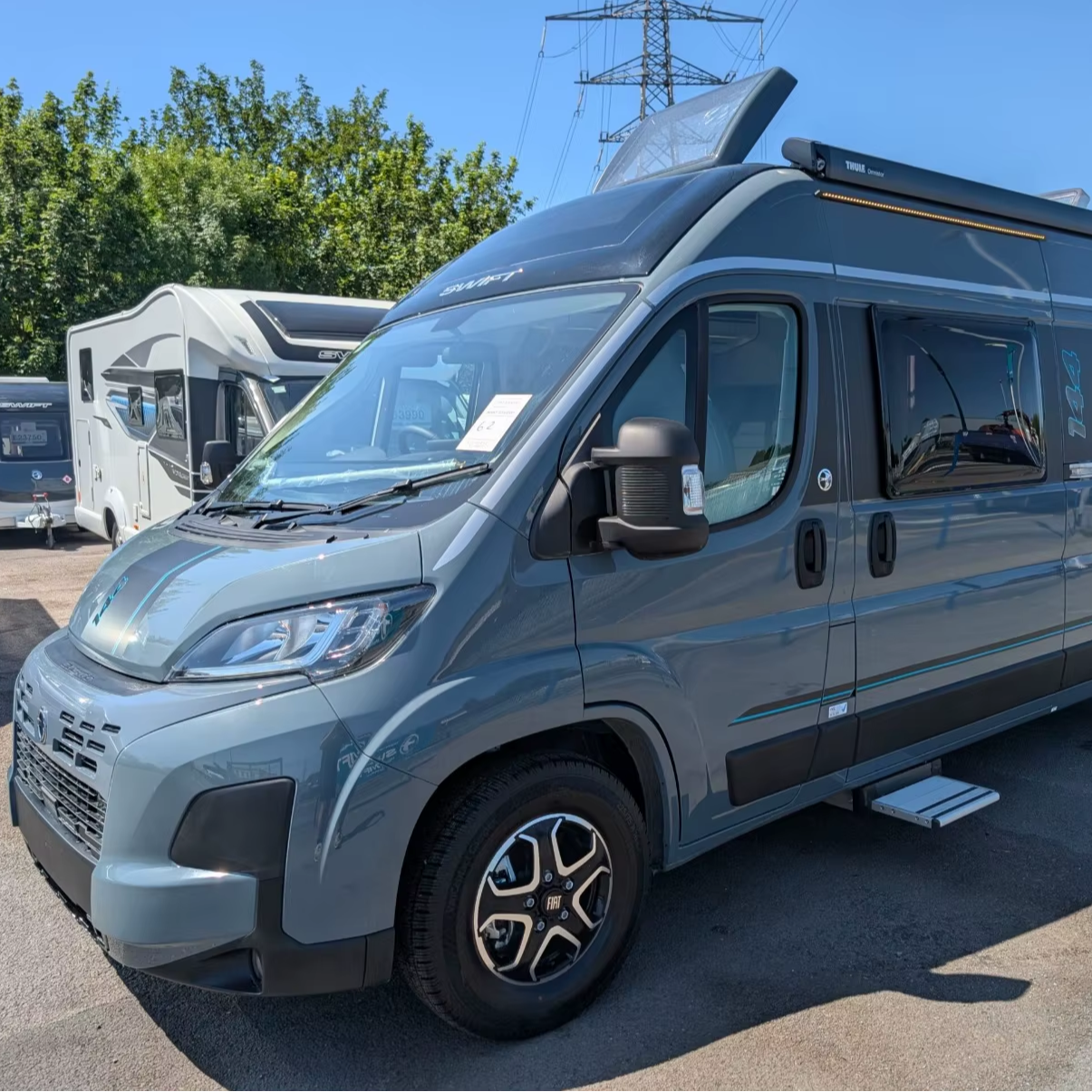 Ad943ea306ba44694afdd3f9a6fd9e28bo